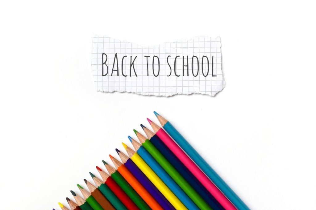 back to school, pencils, rainbow-1576793.jpg